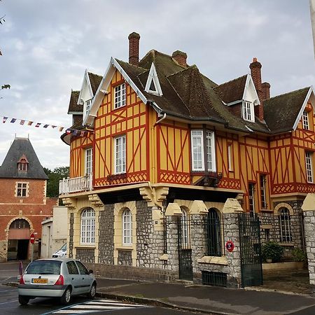 La Porte De Bretagne Péronne Buitenkant foto